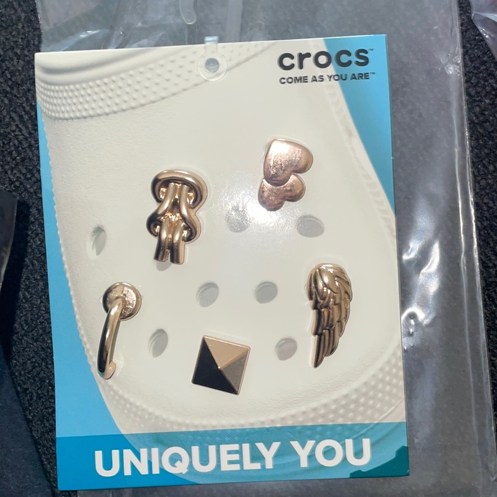 Crocs Jibbitz 5-Pack Gold Shoe Charms | Jibbitz for Crocs